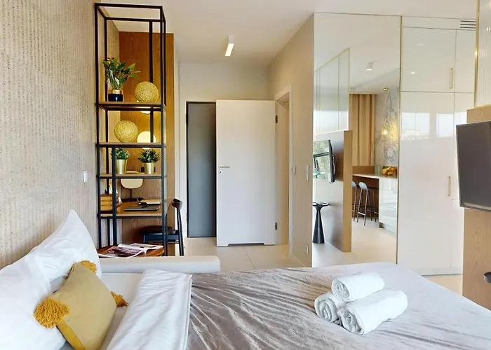 Ahop 3* 브로츠와프